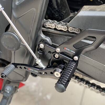 MOTOTRON适用于CBR650R脚踏CBR500R改装升高赛车脚踏套件北京实体