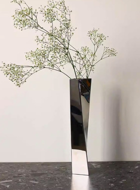 不锈钢设计感高花瓶小众