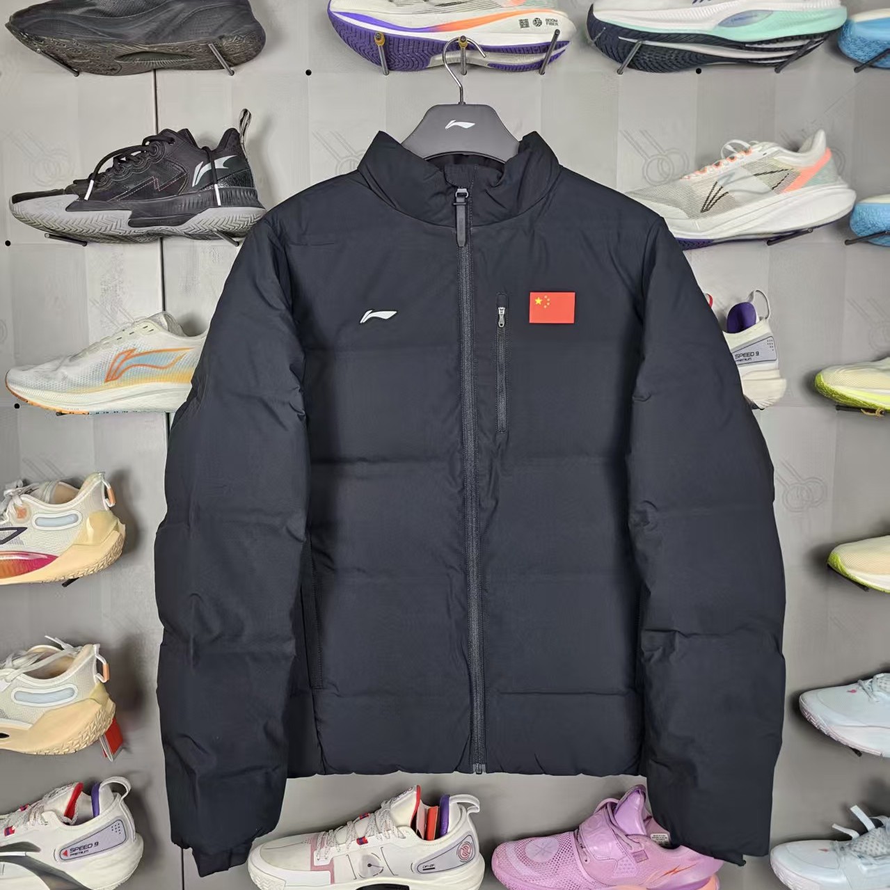 李宁男子羽绒服2025新款荣耀系列防泼水保暖鸭绒短羽绒服AYMV661