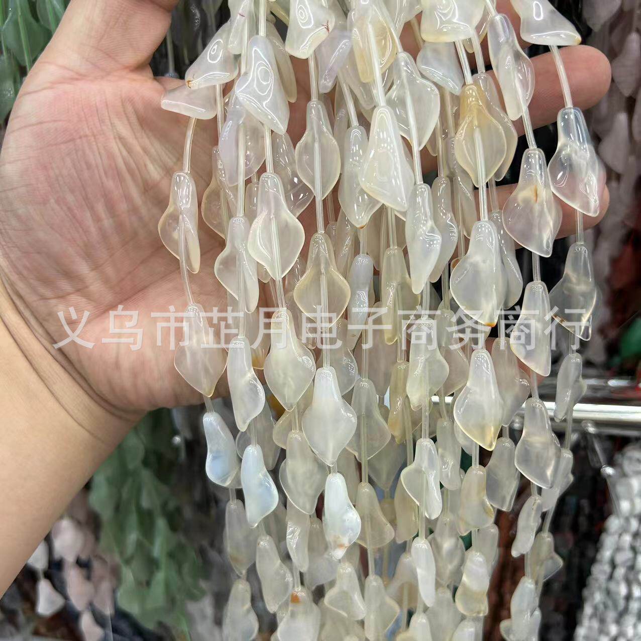 15*28mm红玛瑙绿东陵喇叭花 牵牛花耳坠项链吊坠配件服饰散珠杂件