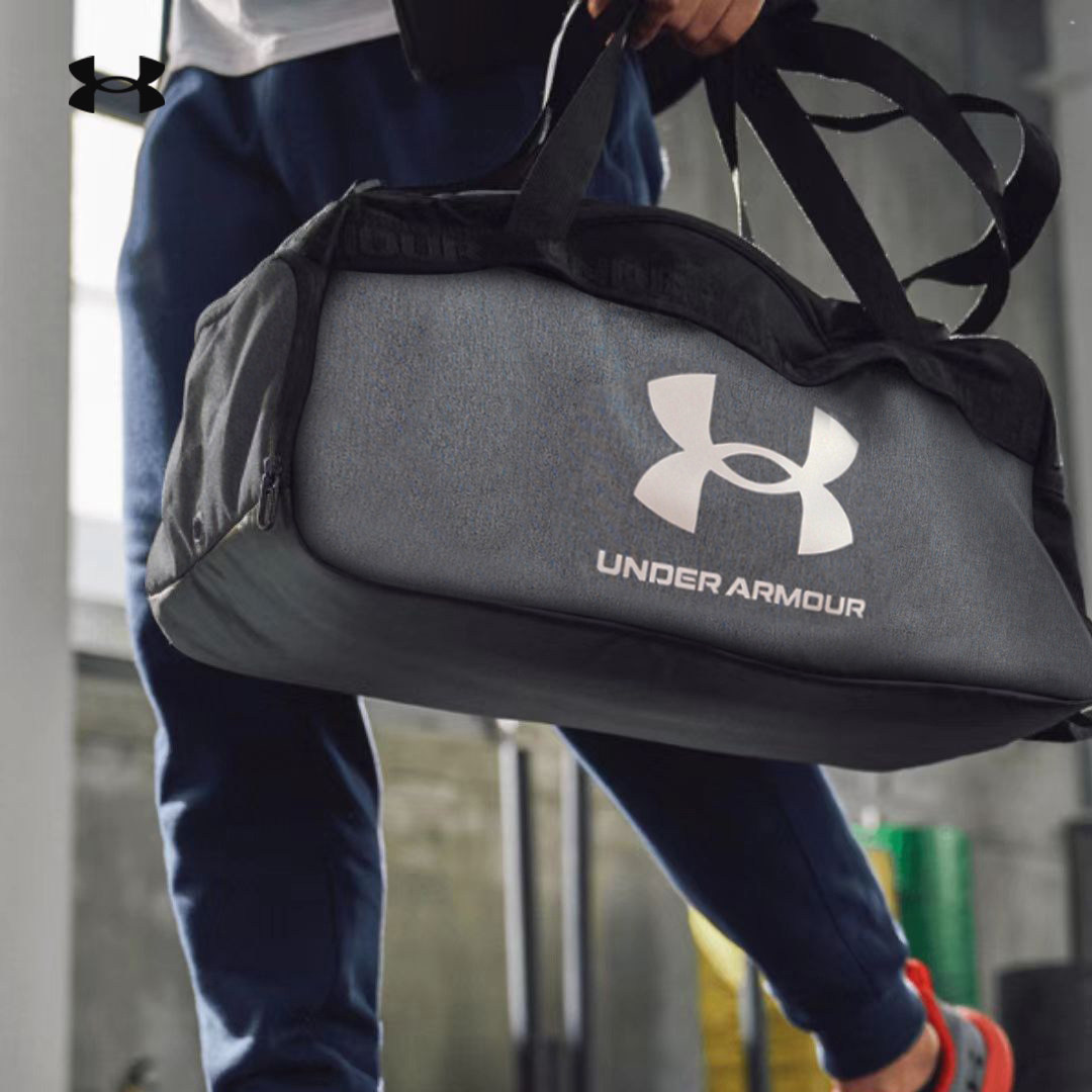 UA安德玛男女训练斜跨旅行包