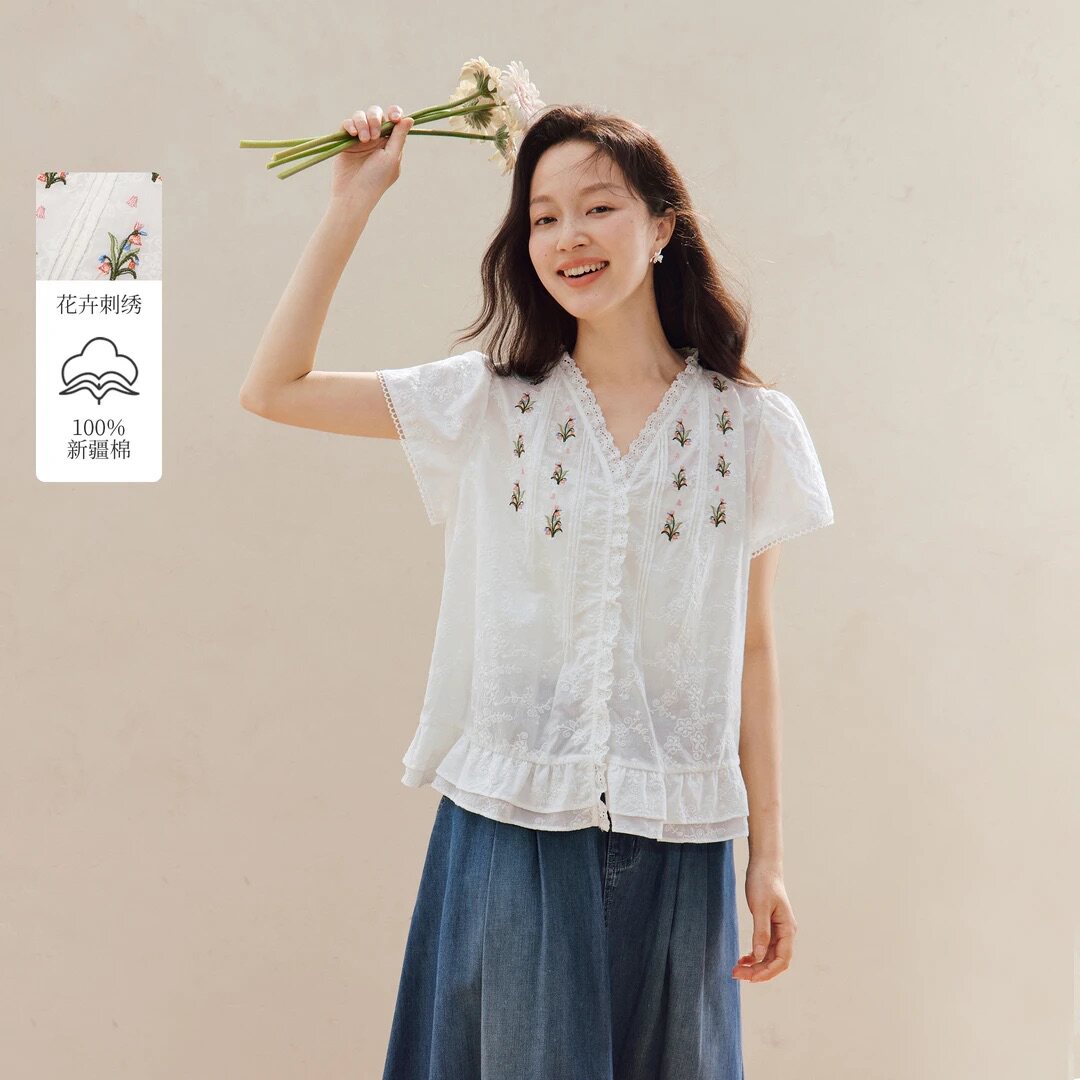 100%新疆棉法式蕾丝刺绣衬衫2026夏季女装新款通勤V领短袖上衣