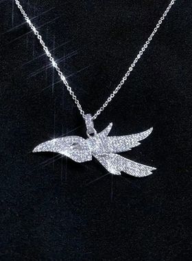 洛的羽毛项链宝蓝同款吊坠情侣款