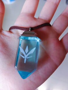 奥特曼银河之核项链吊坠维克特利变身器奥地利水晶男女佩戴礼物链