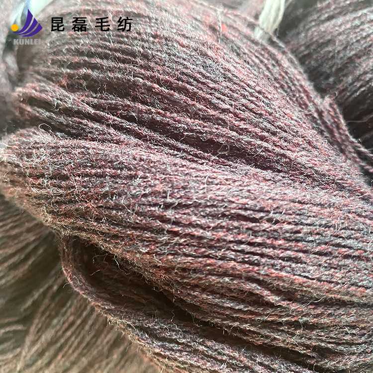 新款直销工厂腈纶毛线绞纱AB腈纶膨体线26支手套纱毛线帽子针织纱