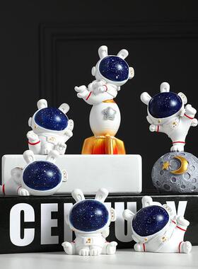 新款直销网红宇航员系列摇头星空兔创意办公桌面装饰用品车载车载