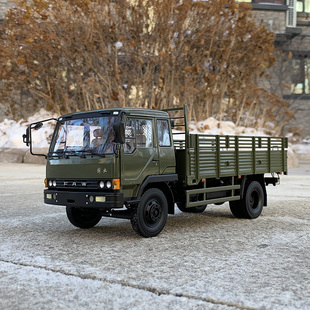 24世纪龙原厂解放J3军卡车解放第三代卡车合金仿真汽车模型