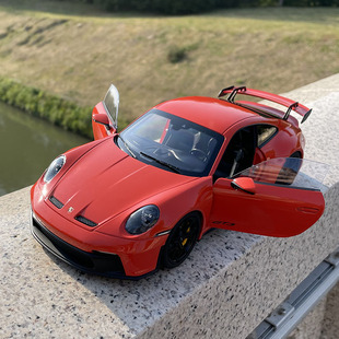 诺威尔NOREV保时捷911 911 992 GT3 2021款 合金汽车模型收藏礼物