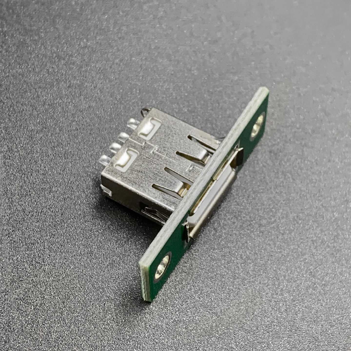 带固定板USB母座带螺丝孔前挡板USB连接器镀A母头数据充电线口