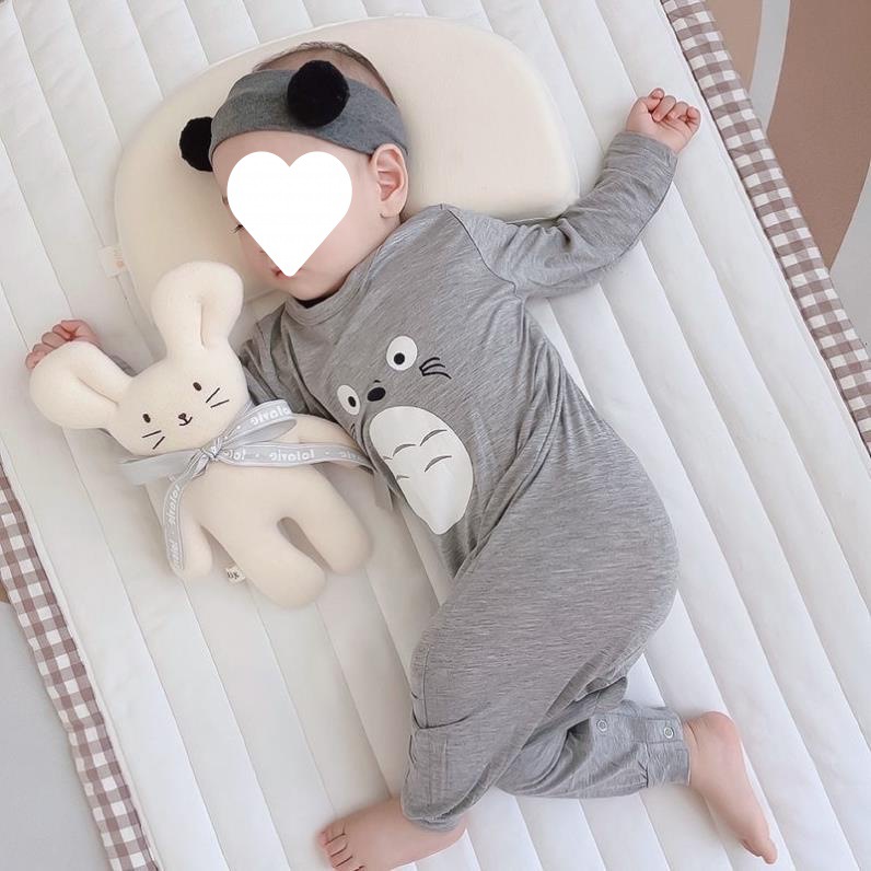 婴儿~连体衣宝宝纯棉睡衣新生儿春潮秋长袖薄款衣服裤脚加长卡通