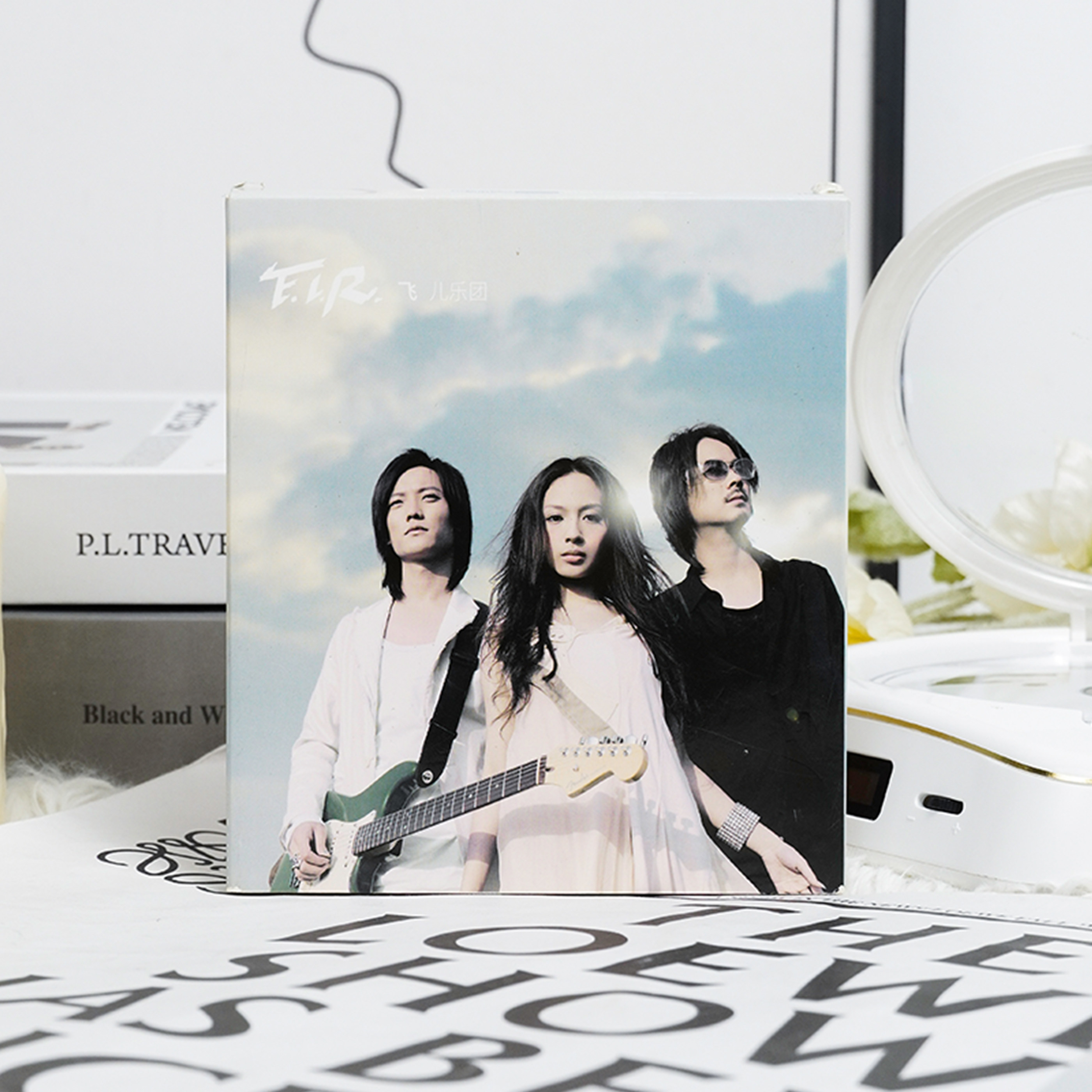 官方正版 飞儿乐队F.I.R同名专辑 我们的爱Fly Away Lydia CD唱片