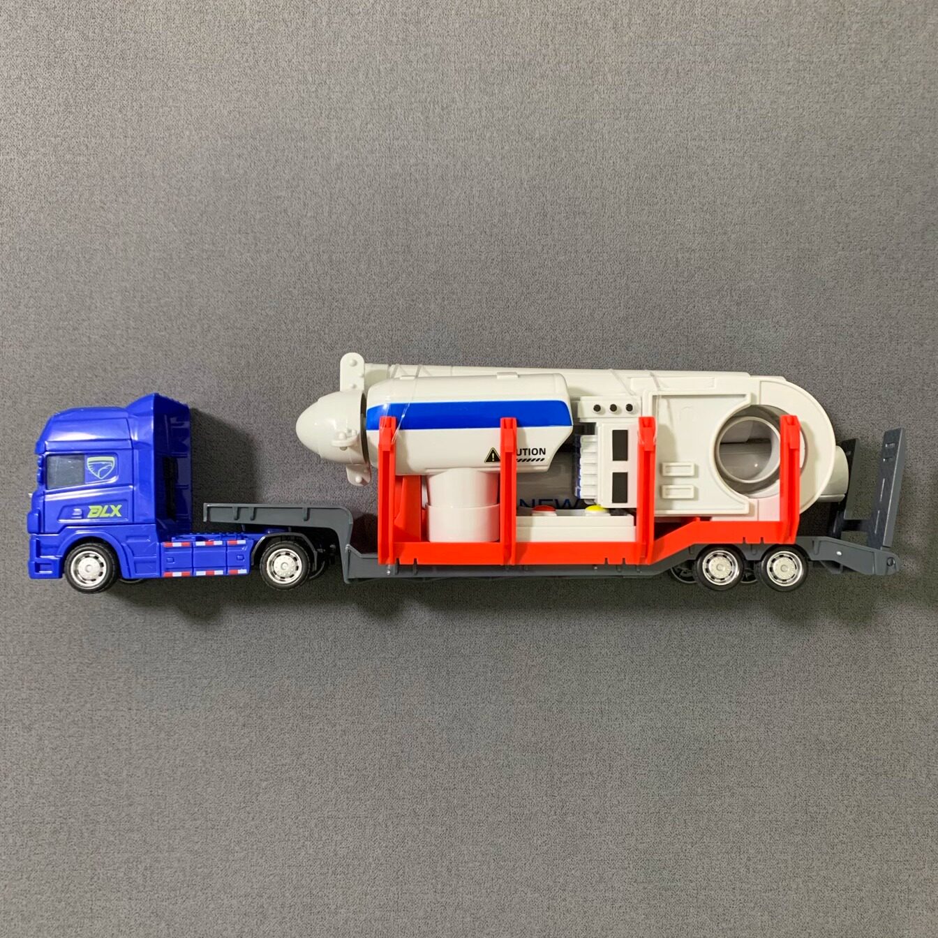 风力发电机模型玩具男孩仿真平板运输车儿童益智发条回力旋转宝宝