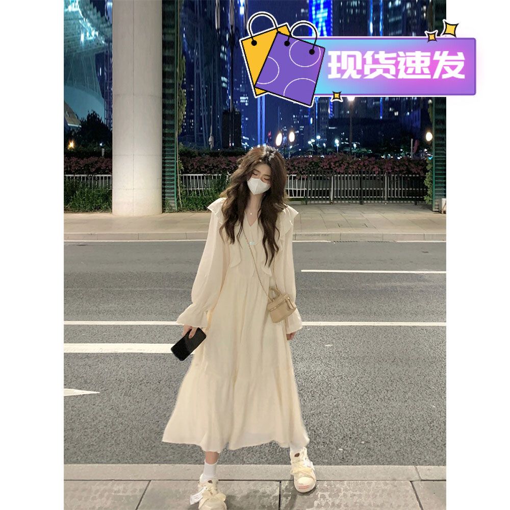 法式高级感V领夏秋连衣裙女学生新款长袖中长裙过膝荷叶边A字裙子