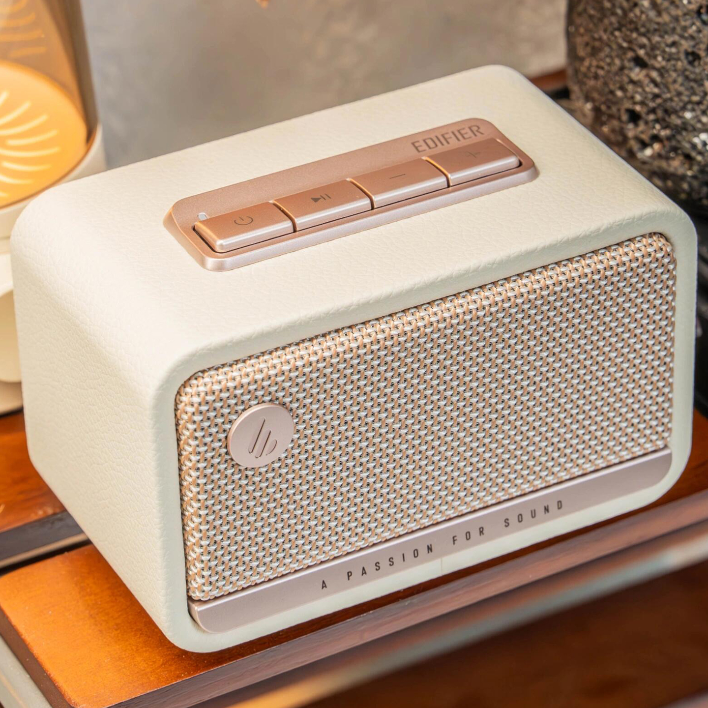 漫步者M130无线蓝牙音响迷你小型音箱低音炮便携户外电脑台式新款