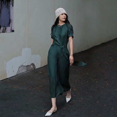 100%亚麻高级感束腰连衣裙