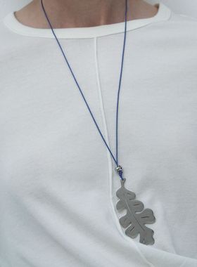 非金属棉绳项链 RedRef 巨洞龟背竹橡树树叶珠串皮绳项链