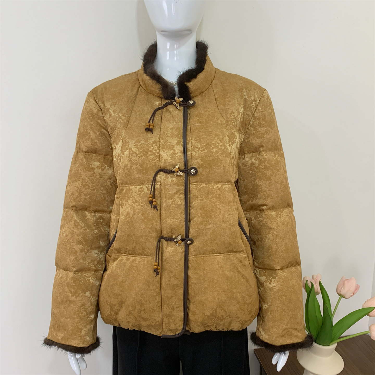 妈妈冬装新中式白鸭绒羽绒服外套