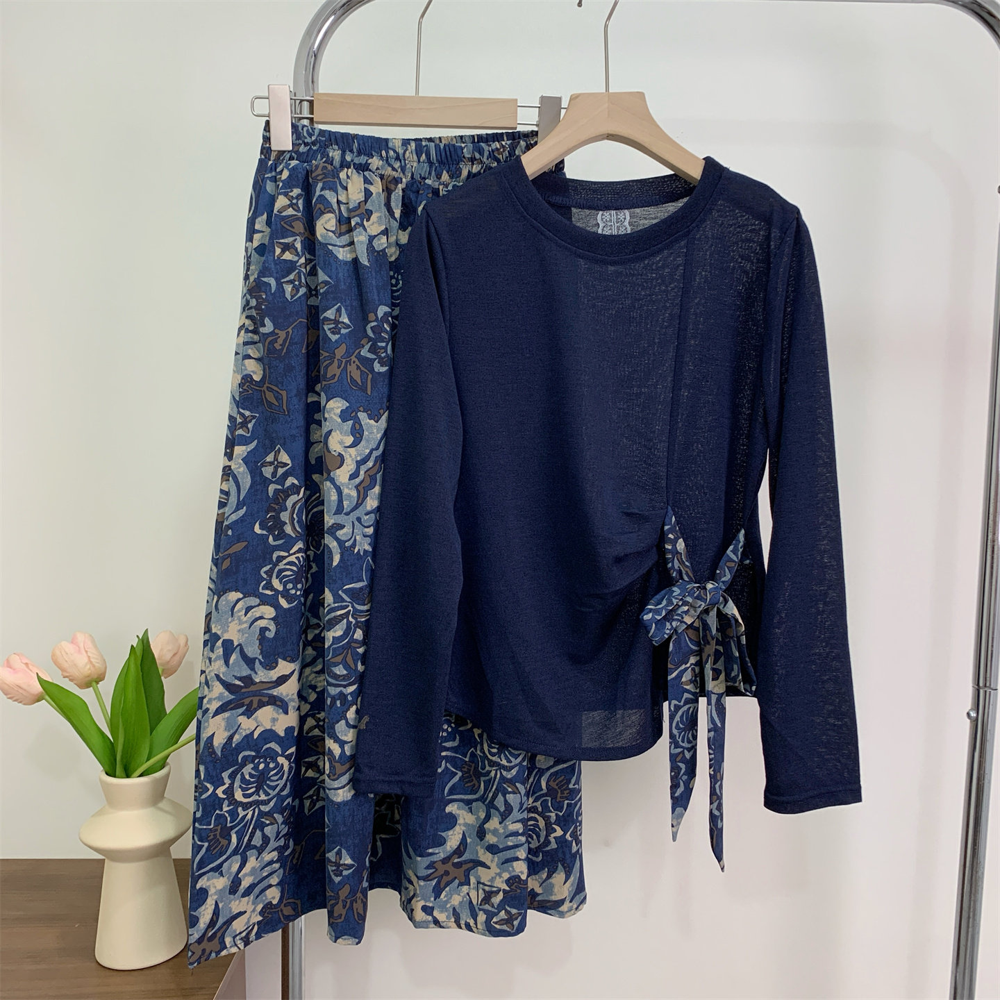 妈妈春装长袖碎花半身裙端庄大气两件套装中老年女装小衫雪纺上衣