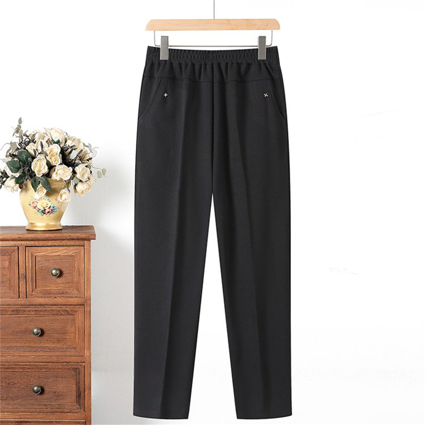 妈妈裤子春秋款松紧高腰弹力中老年女裤宽松大码直筒奶奶休闲长裤