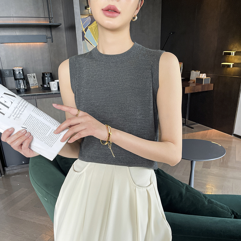 2025超细120支精纺羊毛春夏新款圆领无袖针织衫女百搭纯色背心
