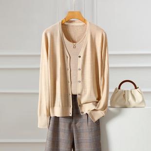 2025新款100%精纺羊毛杨子纱60支V领长袖开衫简约大气