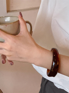 724STF复古亚克力不规则素圈树脂手镯气质ins小众设计手环女