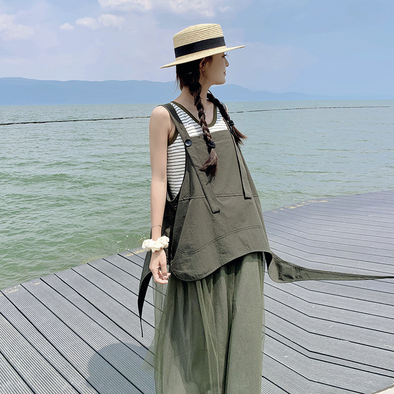 绿色设计感不规则假两件拼接背带裙女夏季2025新款炸街减龄连衣裙,女装连衣裙,浙宝B馆111（原065）