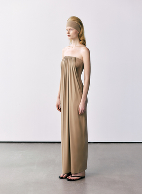 DUE E CHEN 25新款立体打褶抹胸无袖修身显瘦连衣裙女原创设计感