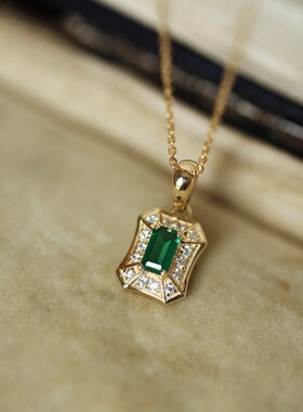祖母绿锆石吊坠项链复古轻奢小众