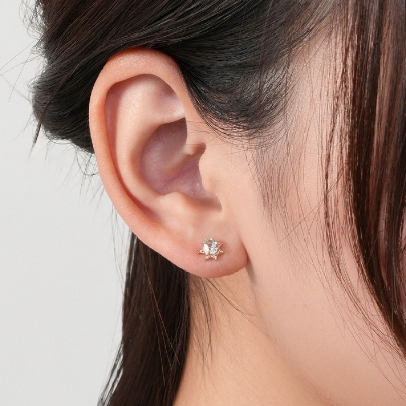 光芒~S925纯银镶嵌锆石超闪耳钉