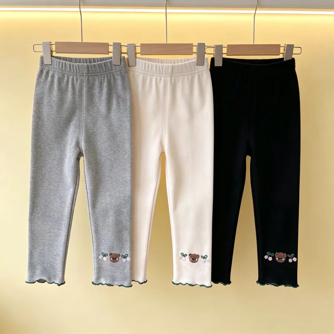 女童夏装小熊樱桃卡通打底裤
