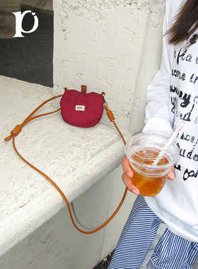 puui原创设计新年迷你斜挎包秋冬圣诞礼物耳机包零钱包可爱ins女