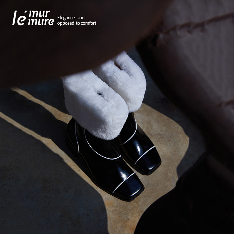 Le' Murmure 2023冬季新款獭兔毛油蜡牛皮短靴设计师保暖流行靴子-封面