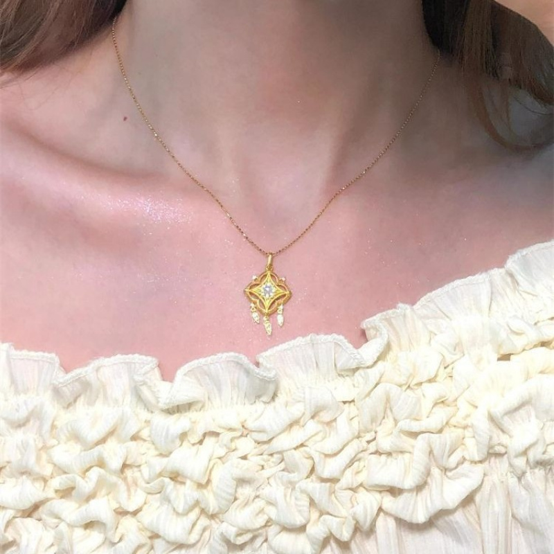 新品新款织梦翎镂空星星吊坠项链