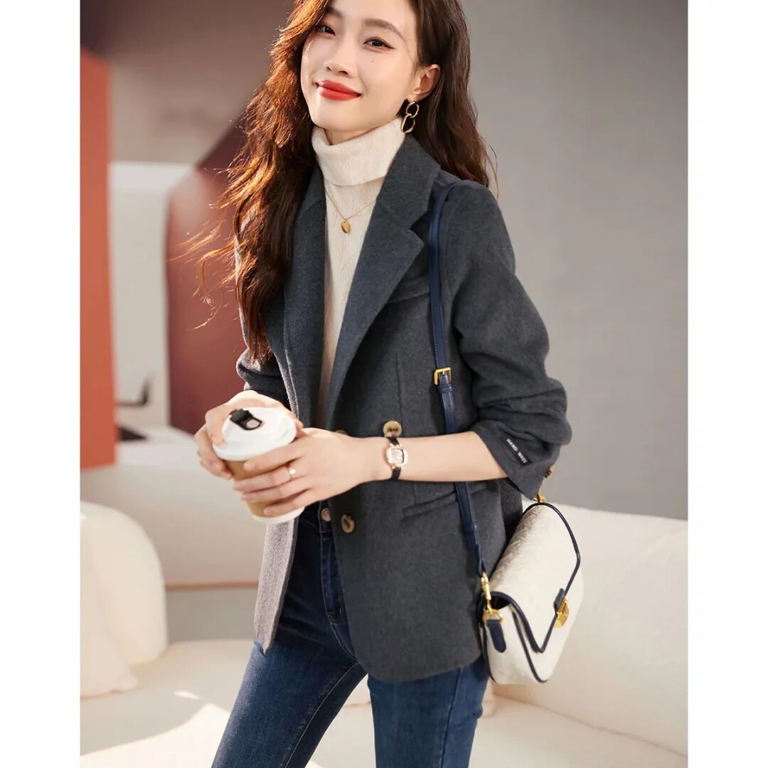 品牌折扣休闲羊毛呢外套2025冬季新款修身时尚灰色女款西服领大衣
