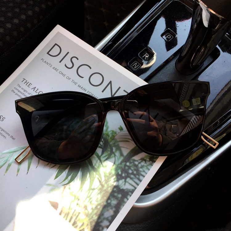 新款V太阳镜男ins网红明星邓超同款gm墨镜女抖音拍照复古方框潮|ruв категории ZIPPO/швейцарский армейский нож/очки, очки - от Buy2taobao.com для оказания профессиональной услуги покупки агента Taobao