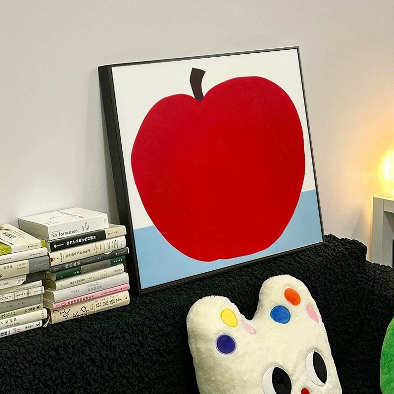 简约苹果装饰画方形小众卡通趣味奶油风治愈水果感餐厅卧室摆挂画