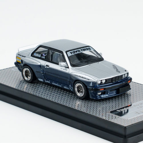 宝马M3E30宽体合金车模164