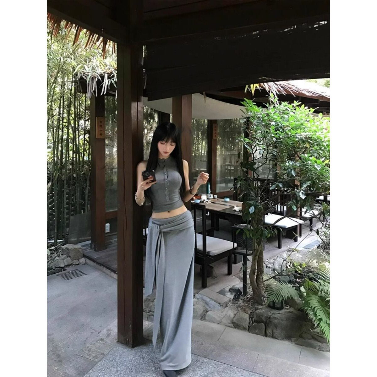 灰色a字包臀半身裙女夏季