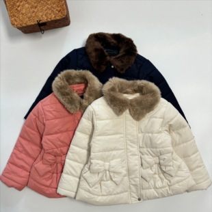 日单贵牌女童时尚毛领棉服