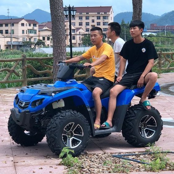 四轮越野摩托车四驱沙滩