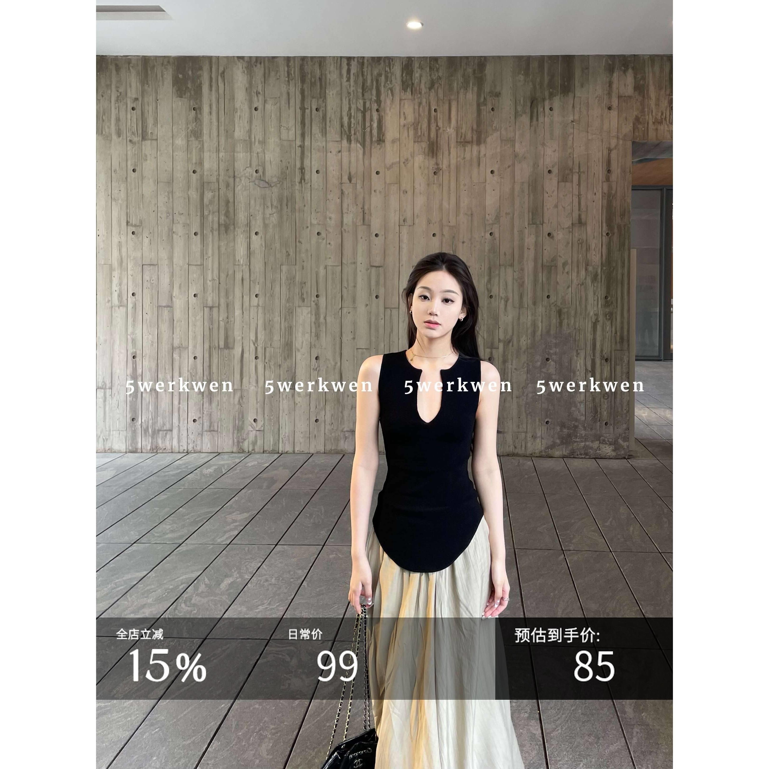 5Werkwen藤V领针织背心女性夏季设计利基修身黑色t恤上衣