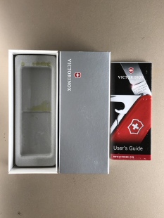 (空盒)维氏91mm瑞士军刀1.6795冠军原装纸盒说明书