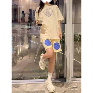 休闲运动套装夏季新款活泼俏皮洋气减龄学院风杏色短袖短裤两件套