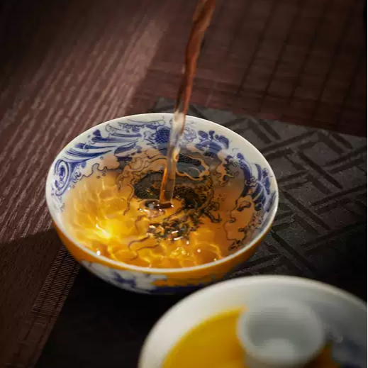 景德镇陶瓷仿古泥帝王黄花开龙腾普洱杯个人专用主人杯单个茶杯