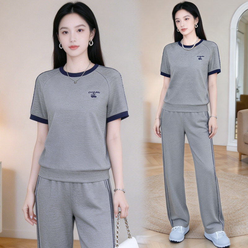 高端时尚运动服套装女2026夏季新款宽松显瘦短袖直筒裤减龄两件套