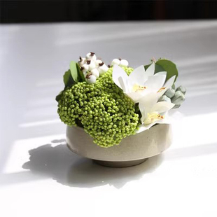 现代简约绿色仿真花艺套装轻奢茶几餐桌假花样板房洽谈桌装饰摆件