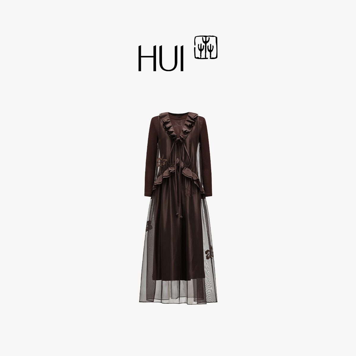 HUI卉昙暮棕色麂皮玉兰补花绣浮雕肌理两件式连衣裙2026秋新款