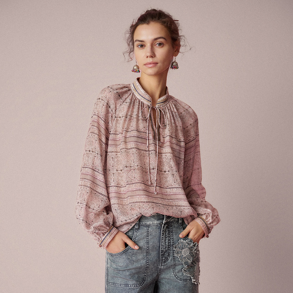 HUI卉松弛感真丝苗族纹样印花非遗衬衫系带条纹上衣2026春新品