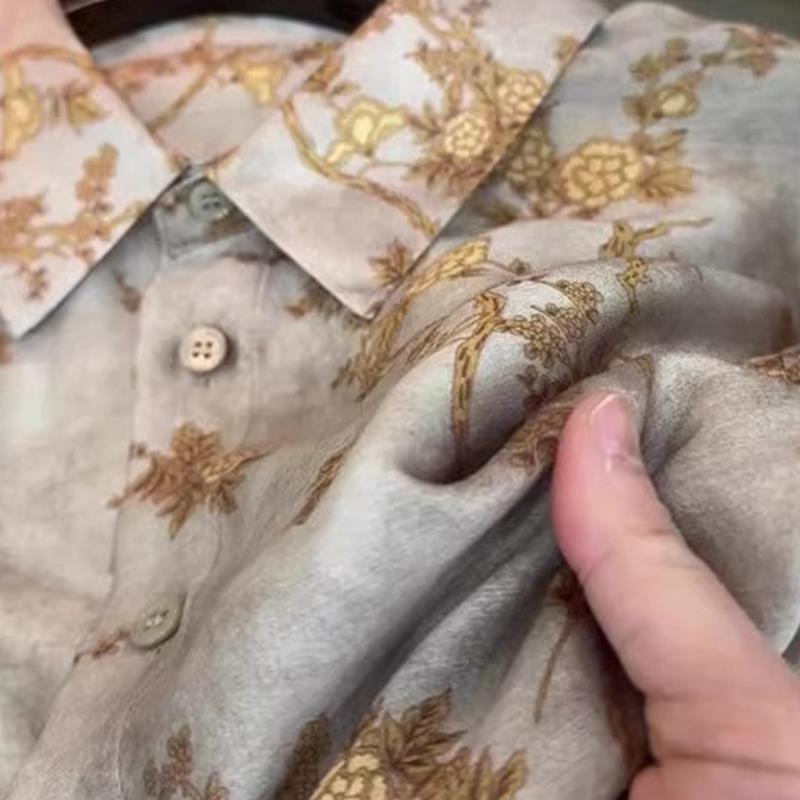 深圳南油轻奢高端货独特漂亮法式上衣灰色印花翻领衬衫女2025秋冬